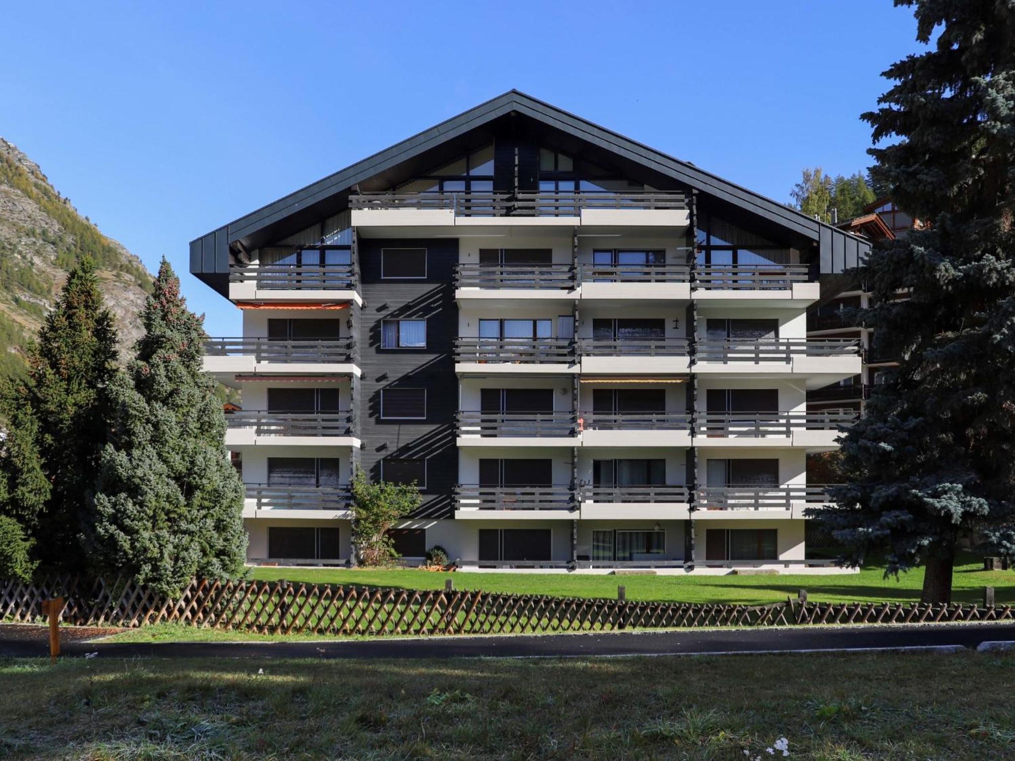 A-3 By Interhome Apartmán Zermatt